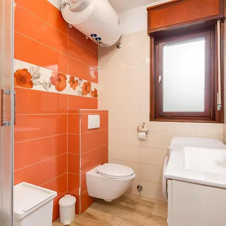 Cozy In With Wifi Apartment