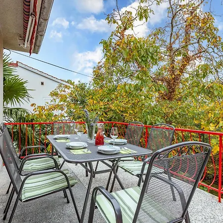 Cozy In With Wifi Apartment Malinska